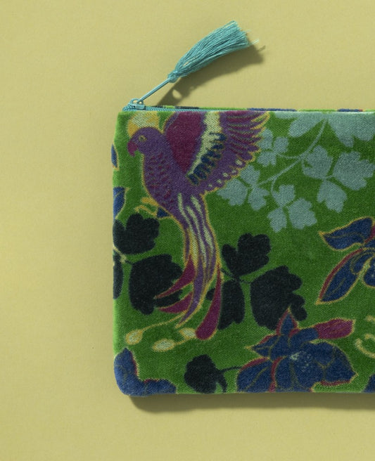 Medium Pouch Velvet - Ancolie vibrant green