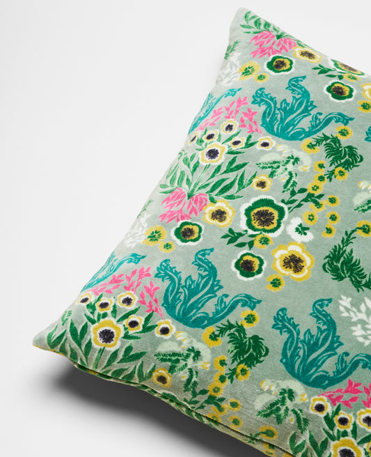 Square Cushion Velvet - Swainston green