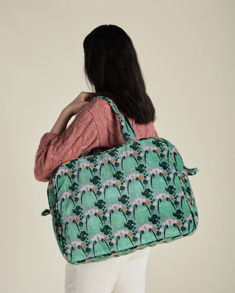 Velvet Weekend Bag, William Sage Green Print