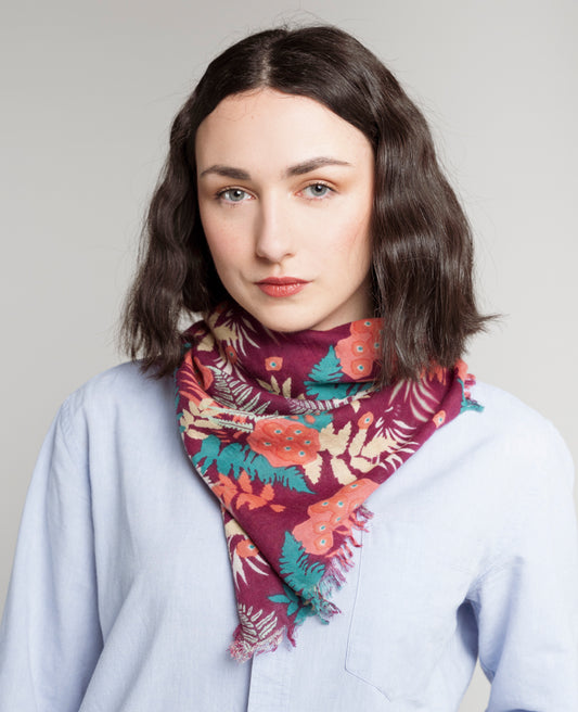 Woolen Square Scarf - Fern burgundy